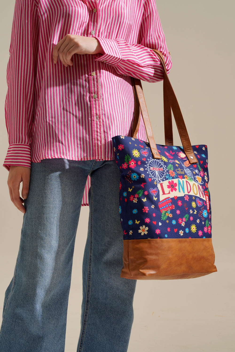 Love London Totebag Pu Bottom