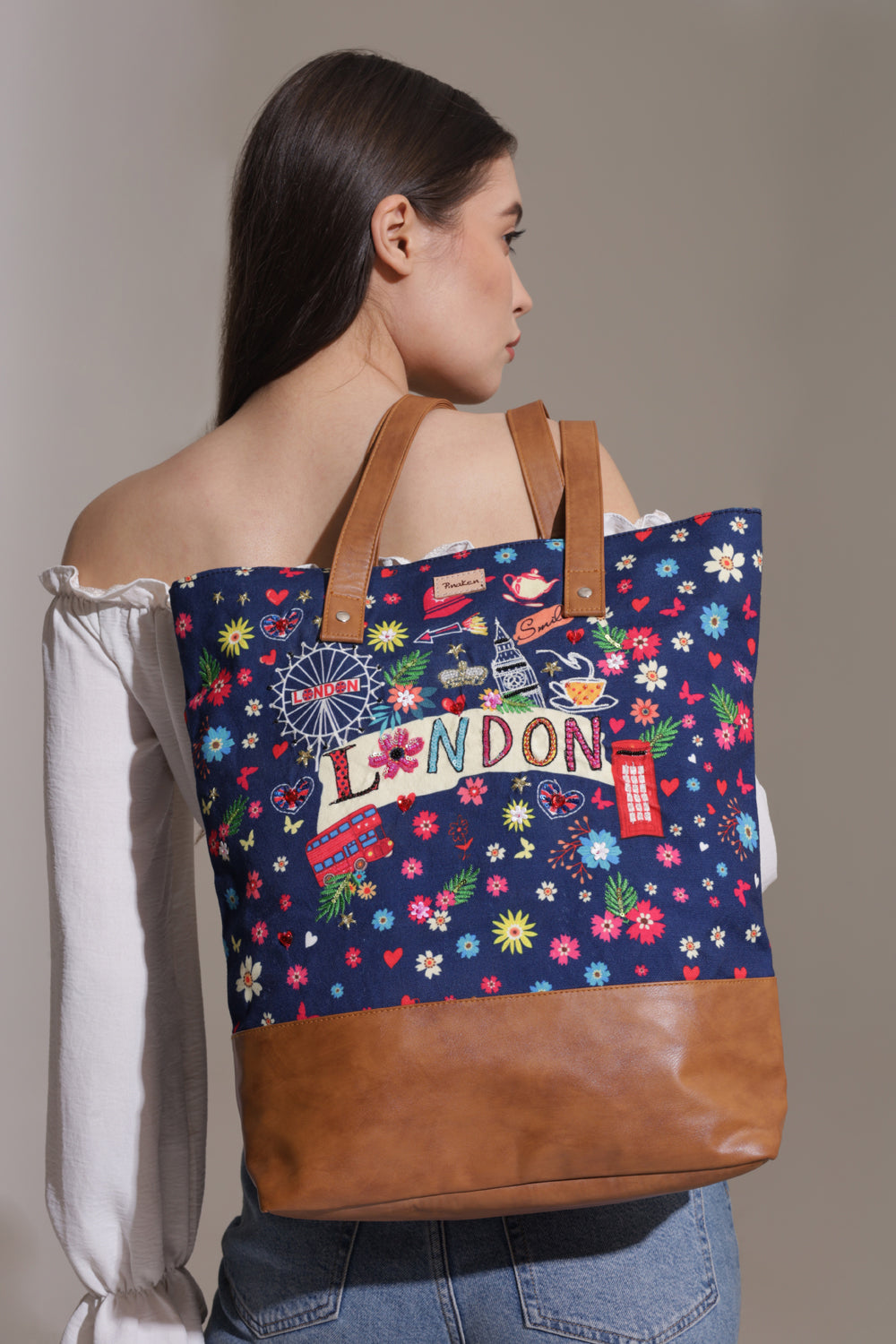 Love London Totebag Pu Bottom