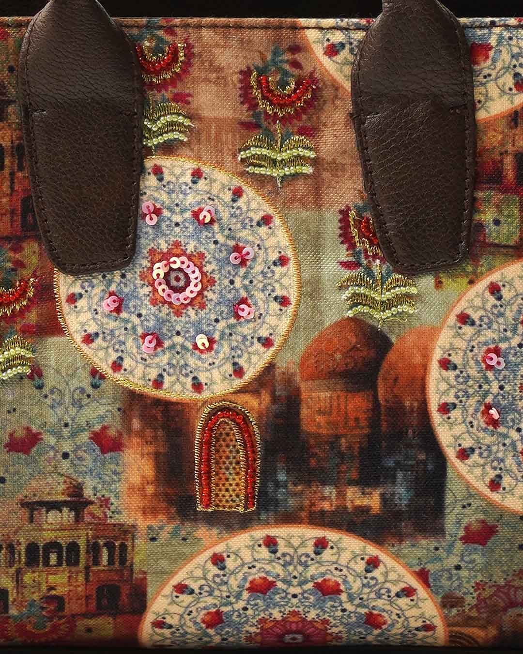 Medallions & Forts Hand Held Bag